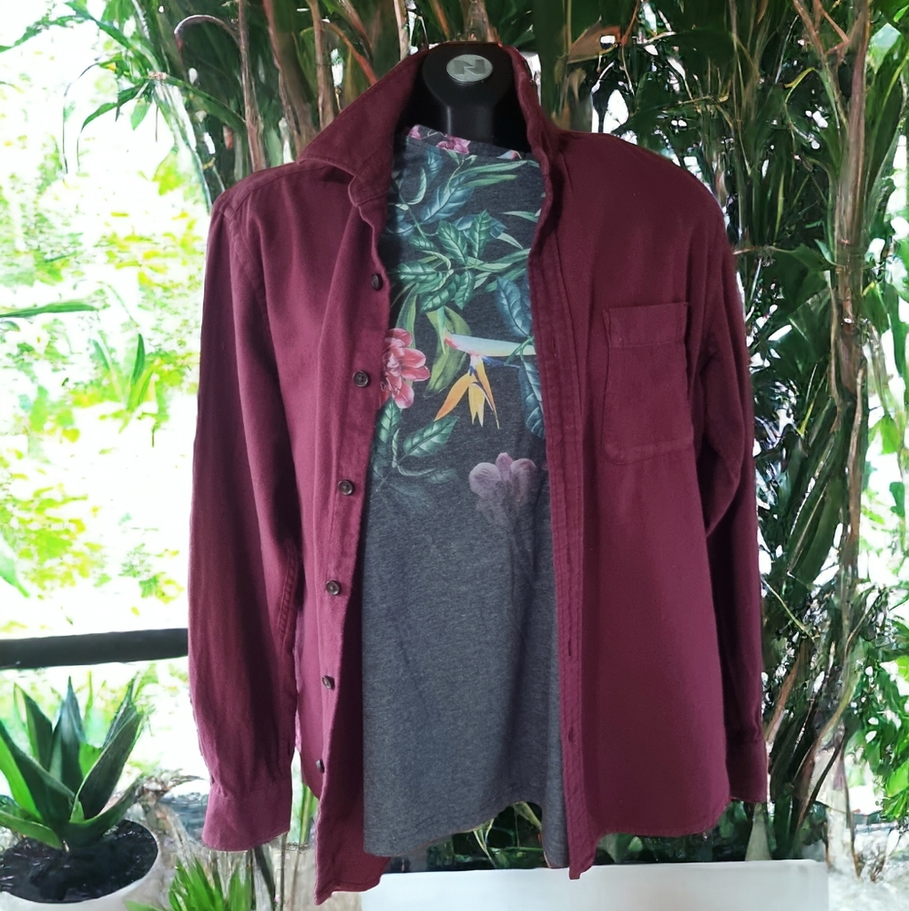 Independent Leaders Floral T-Shirt & Maroon UniQlo Button Down Oversirt